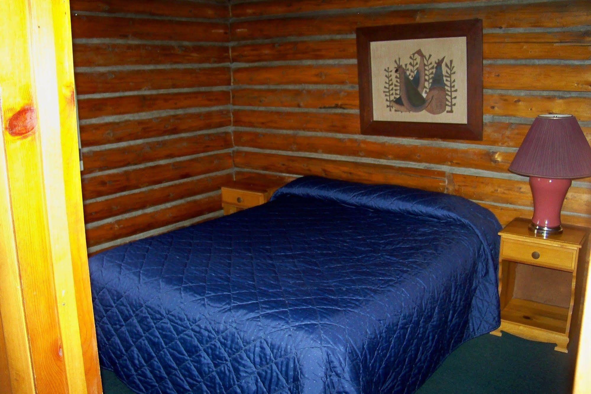 Lake Of The Woods Resort Lakeside Екстериор снимка