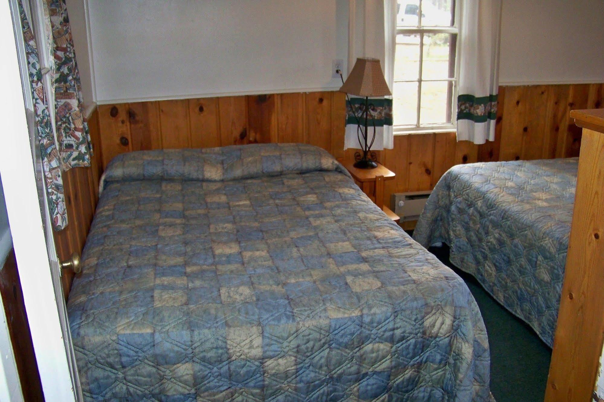 Lake Of The Woods Resort Lakeside Екстериор снимка